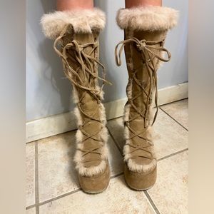 Demonia Camel 311 boots size 8
